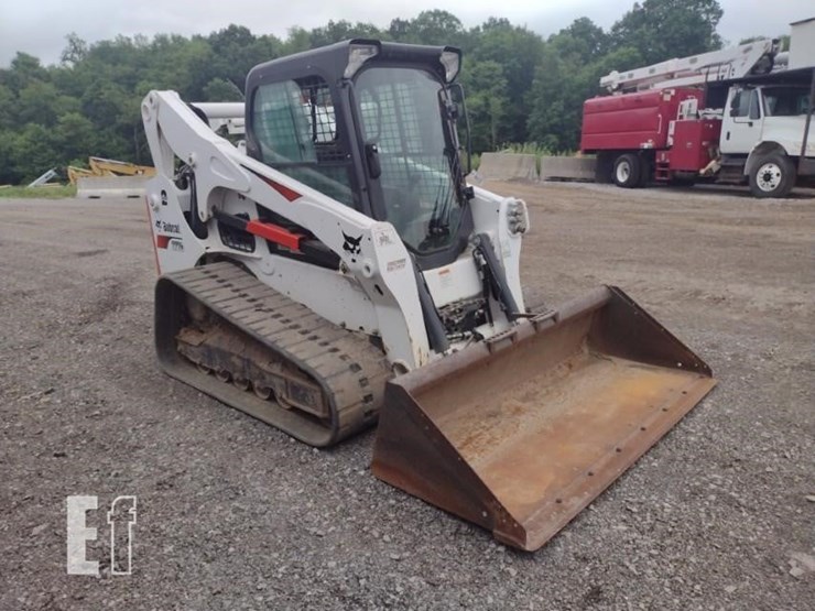 2022-bobcat-t770-image-39