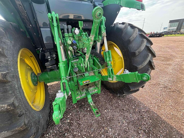 2023-john-deere-6130m-image-28