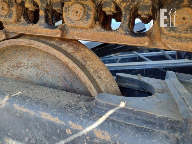 2023-caterpillar-310-image-32