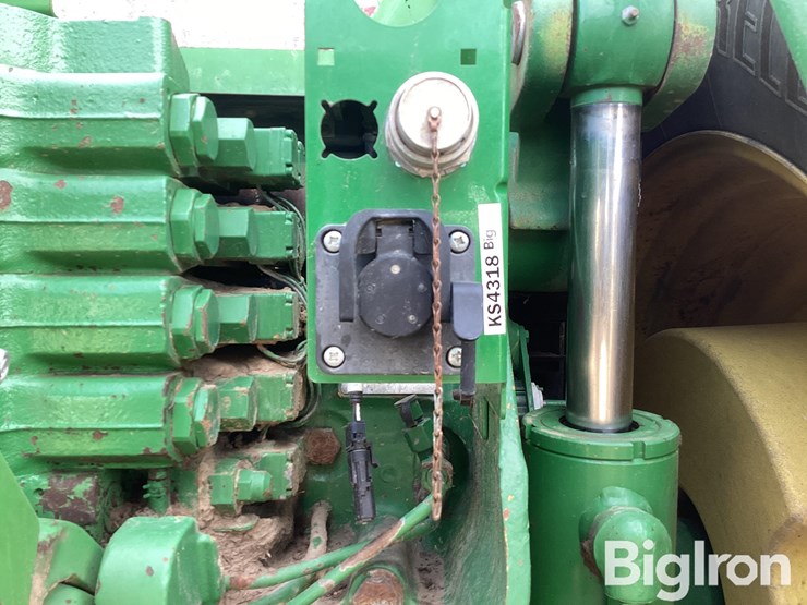 1996-john-deere-8400-image-13