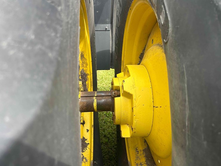 2007-john-deere-9300-image-19