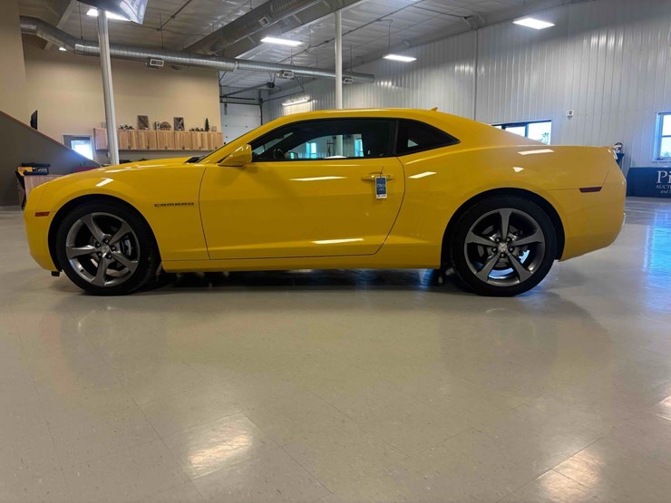 2013-camaro-1lt-rs-coupe-image-6