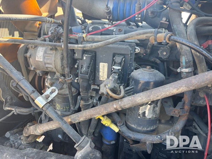 2006-mack-chn613-image-40