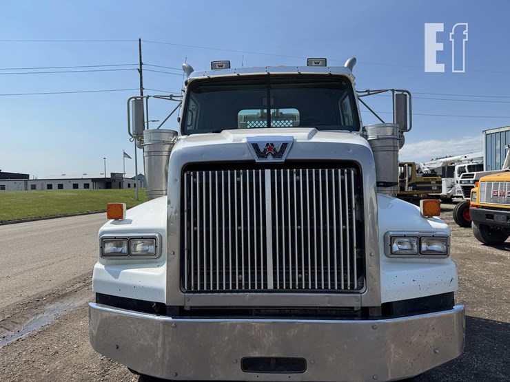 2012-western-star-4900-image-32