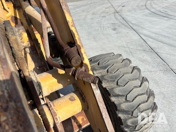 2006-wrangler-loader-(dr11926-unit-041)-image-30