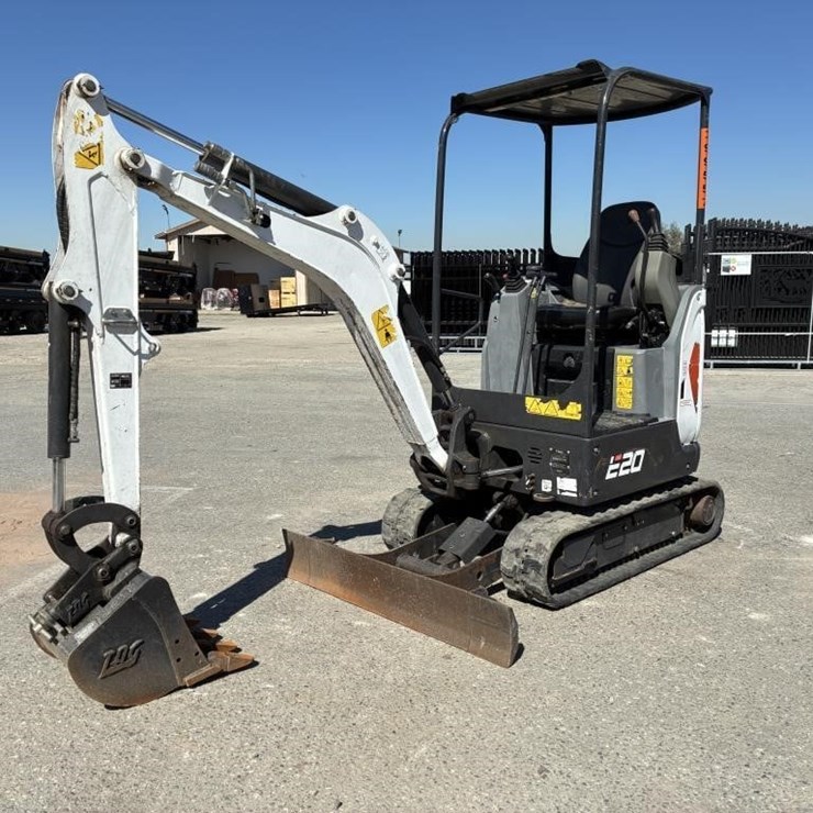 2020 BOBCAT E20