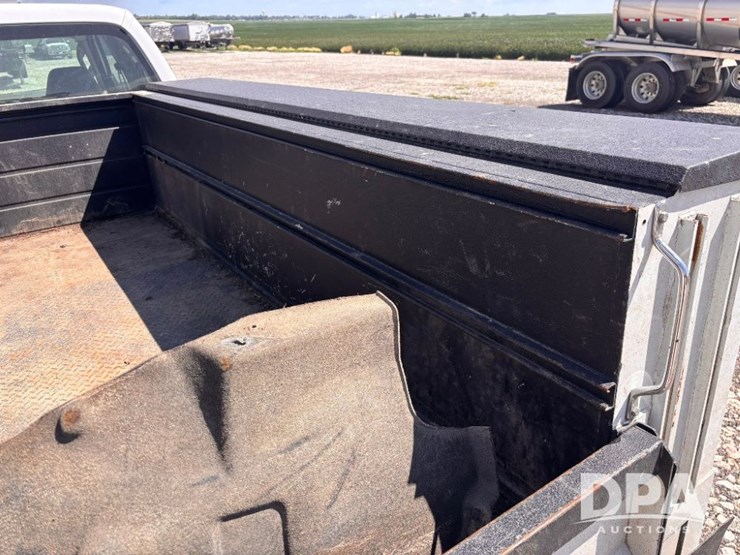 2009-ford-f350-xl-image-33