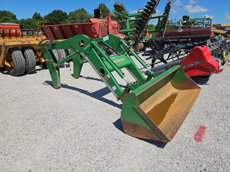 2011-john-deere-740-image-1