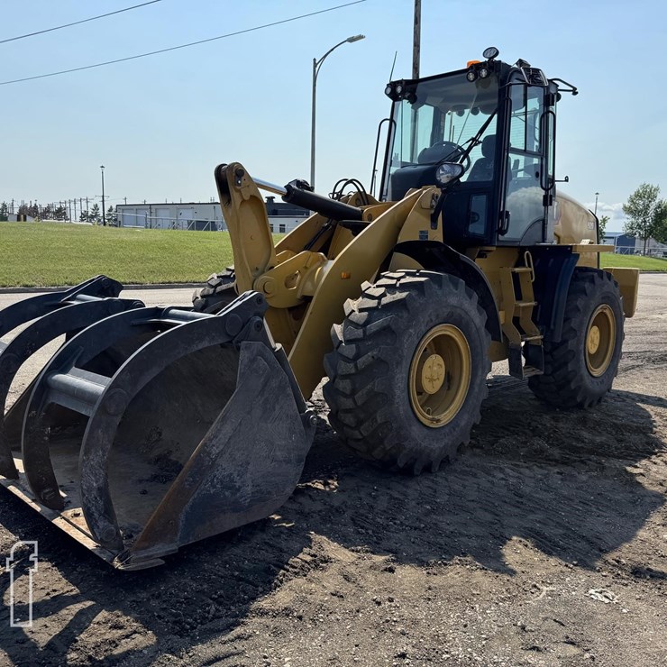 2021 CATERPILLAR 920