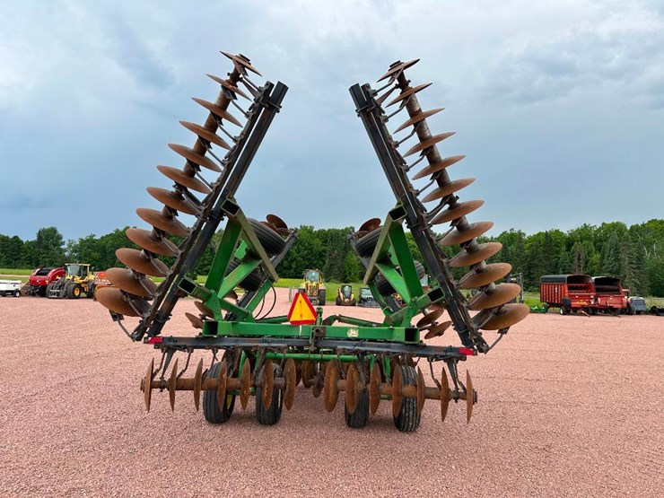 john-deere-630-image-5