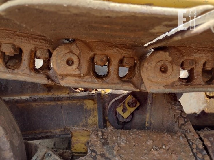 2004-caterpillar-d5g-xl-image-26