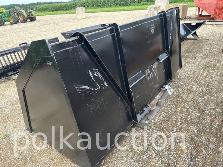 183---oversized-light-material-bucket-image-2