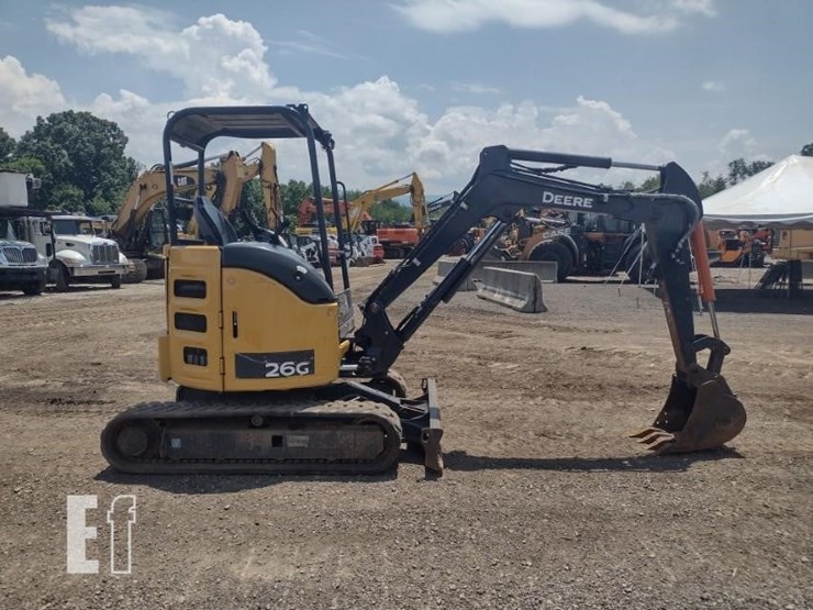 2020-deere-26g-image-3