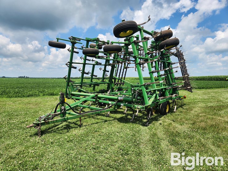 2005-john-deere-41-image-1