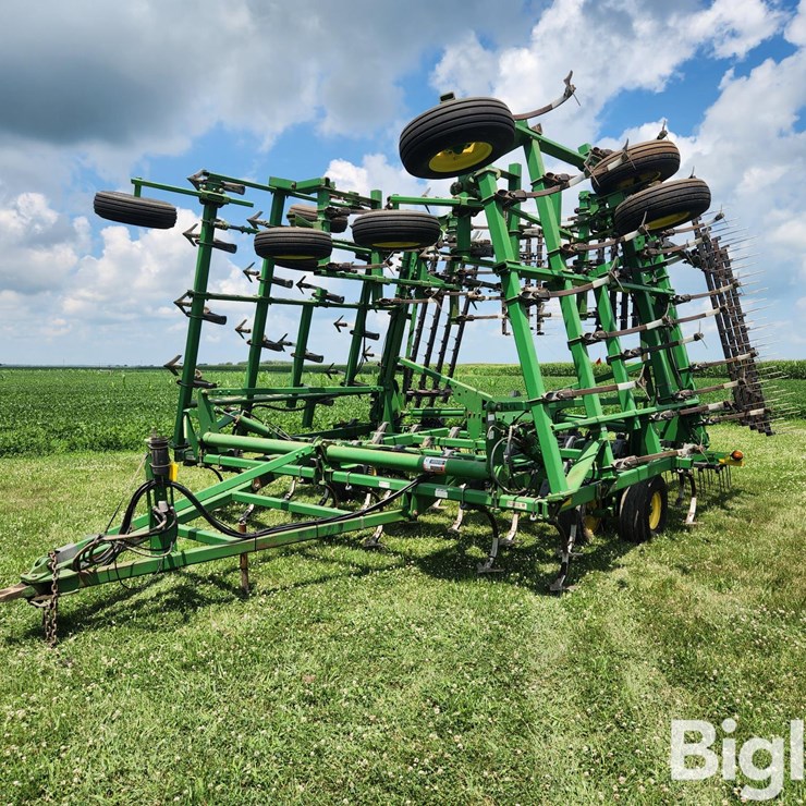 2005 JOHN DEERE 41