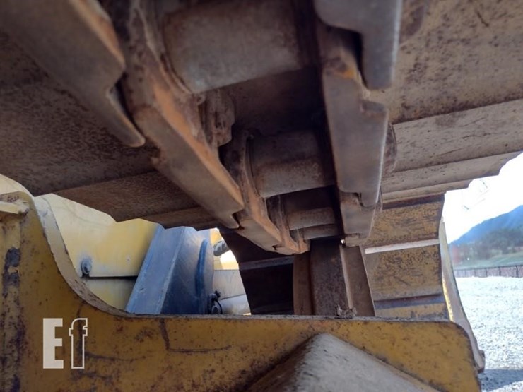 2018-deere-450k-image-38