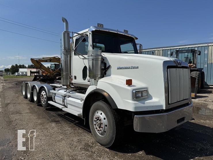 2012-western-star-4900-image-3