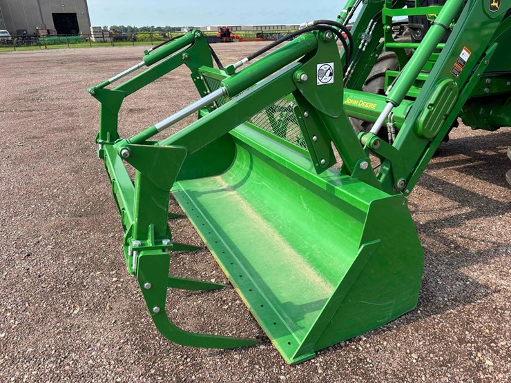 2023-john-deere-6155m-image-9