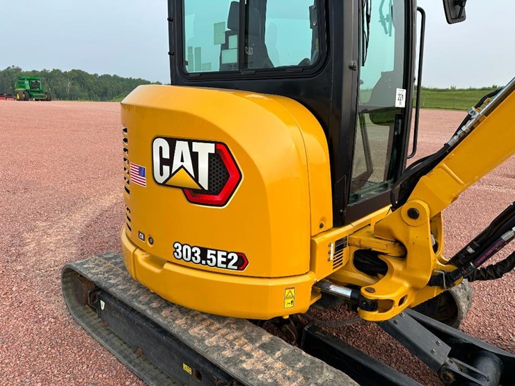 2020-caterpillar-303-image-14