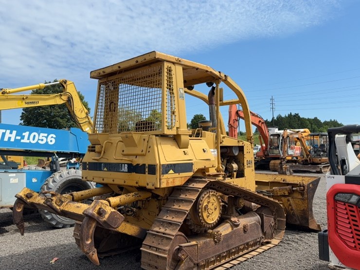 caterpillar-d4h-image-17