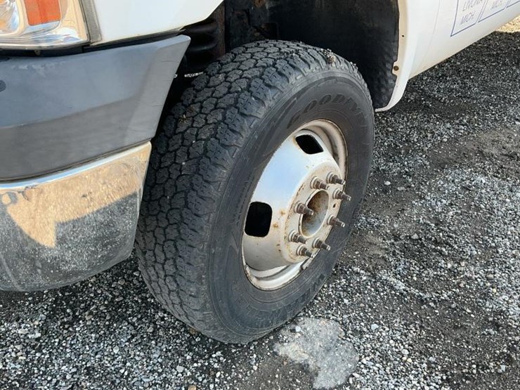 2006-ford-f350-image-10