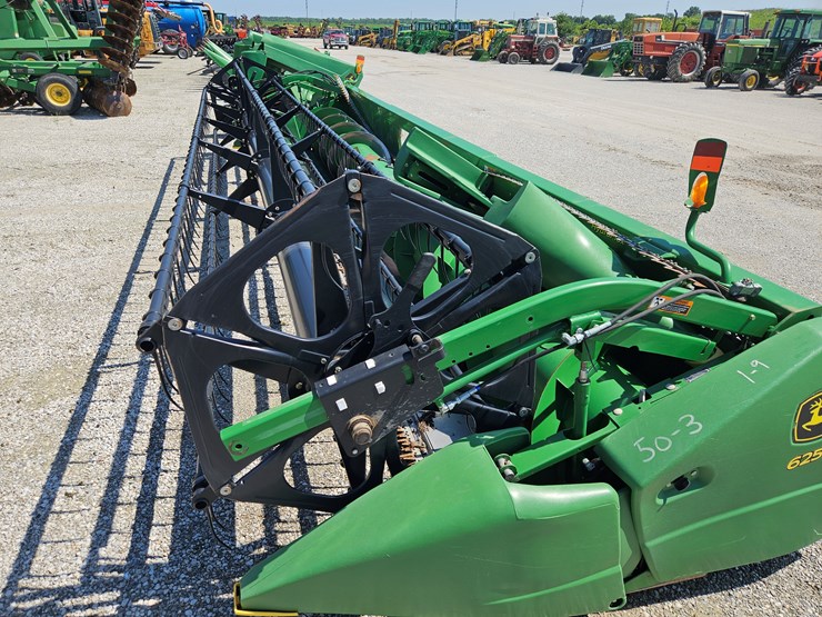 2012-john-deere-625f-image-2