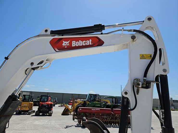 2021-bobcat-e88-image-23