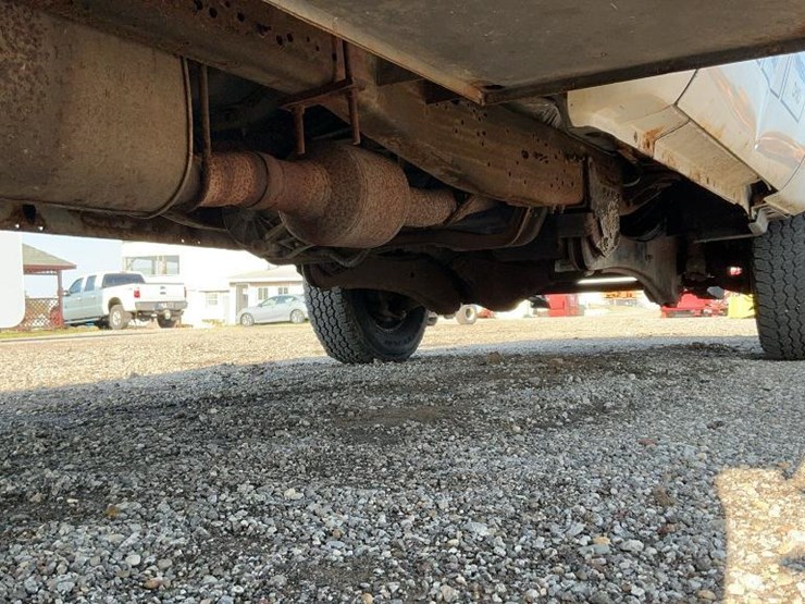 2006-ford-f350-image-32
