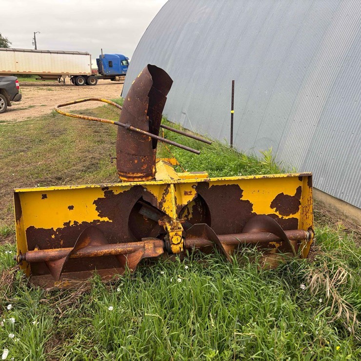 Hanson Snowblower