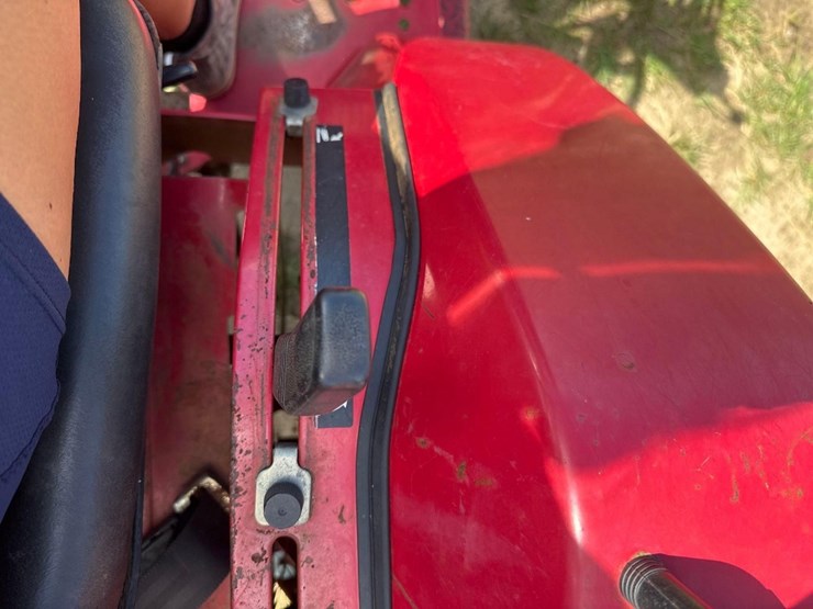 mahindra-2816-image-31