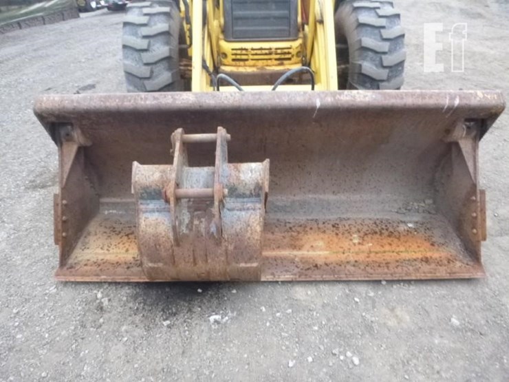 2004-komatsu-wb150aws-image-16