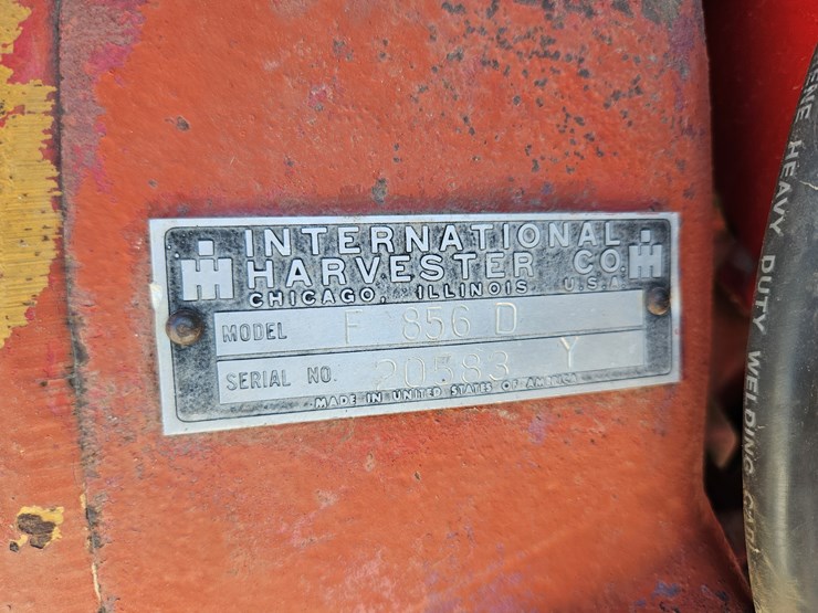 1969-international-856-image-5