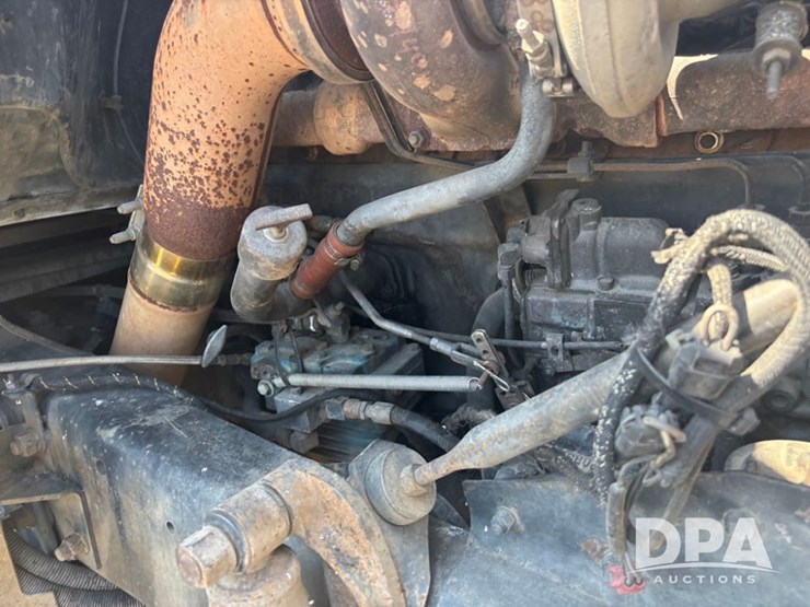 1995-mack-rd690s-image-31