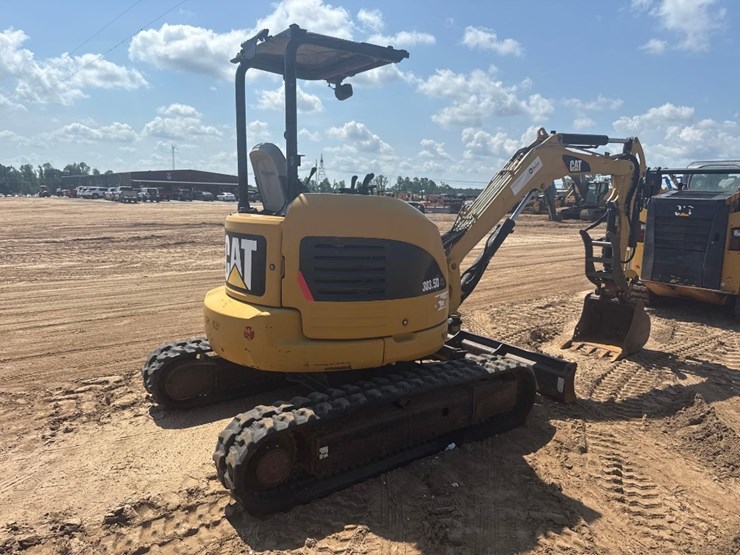 2011-caterpillar-303.5d-cr-image-5