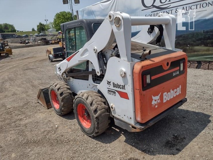 2014-bobcat-s770-image-28