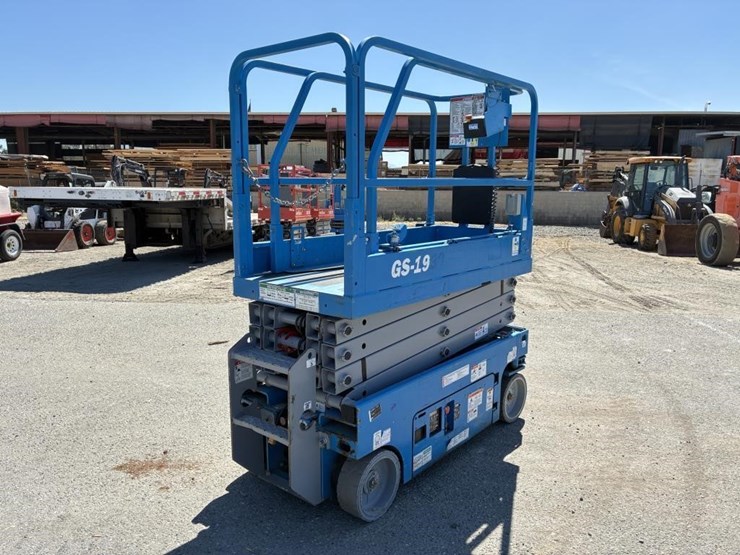 2018-genie-gs1930-image-3