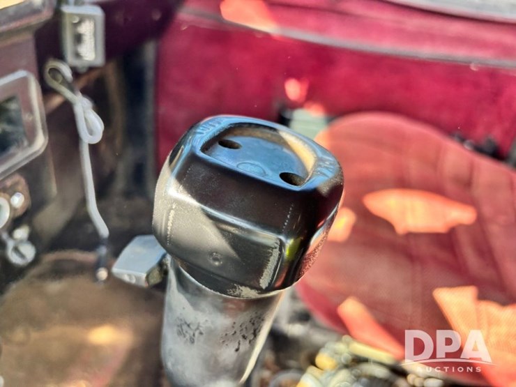 1987-peterbilt-377-image-74