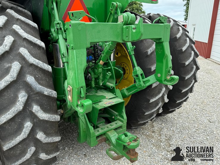 2011-john-deere-8235r-image-15