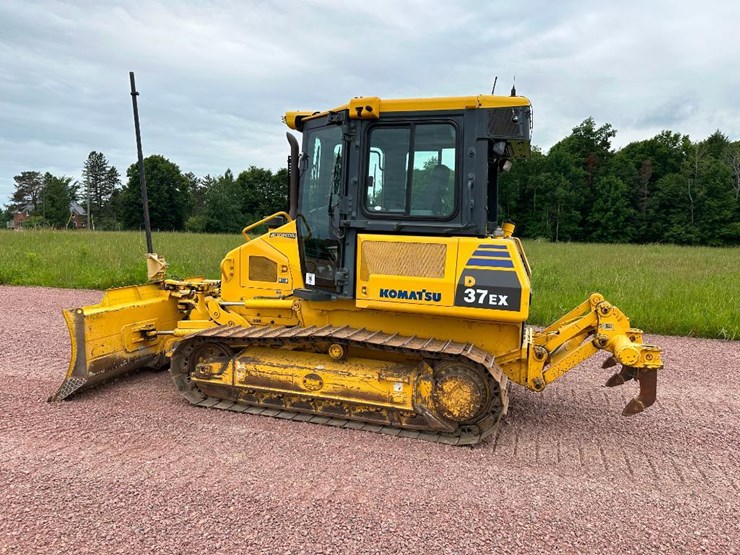 2013-komatsu-d37ex-22-image-6