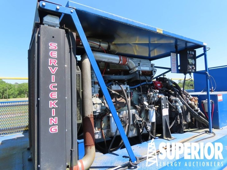 (f-1)-2019-service-king-super-series-waterwell-rig-image-8