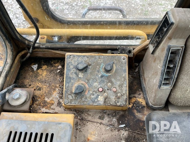 1995-caterpillar-953-image-67