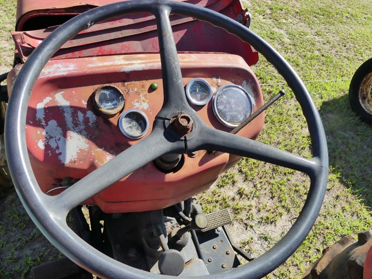 massey-ferguson-231-image-11