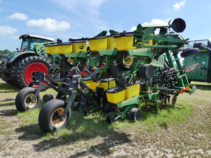 john-deere-1720-image-4