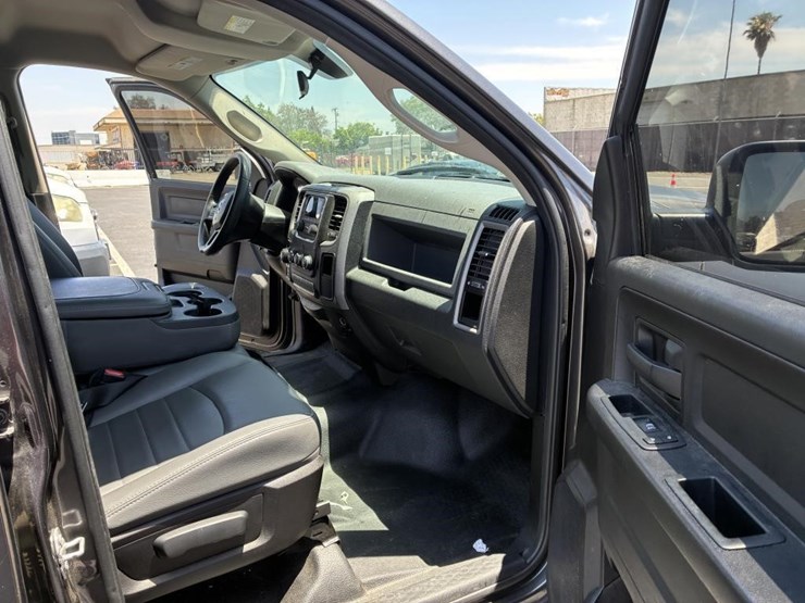 2016-dodge-ram-1500-image-9
