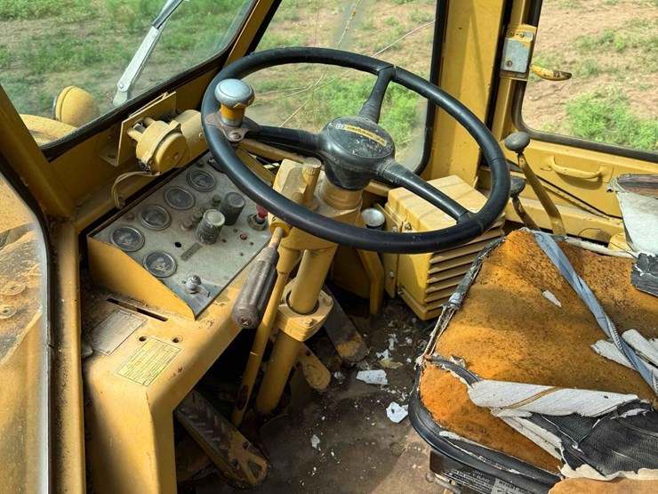 caterpillar-966c-image-44
