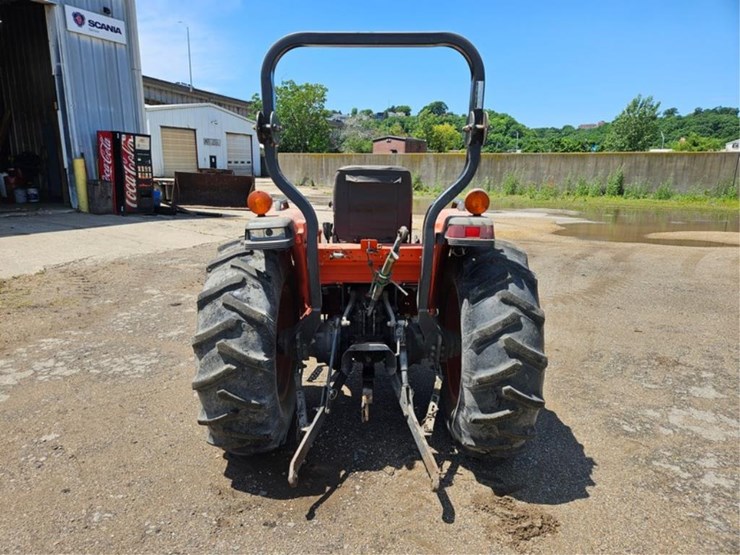 kubota-l3710-image-4