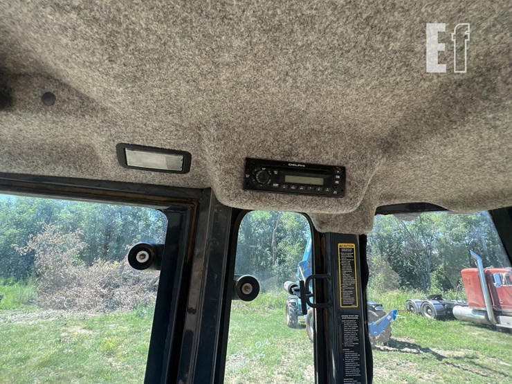 2013-deere-310sk-image-23