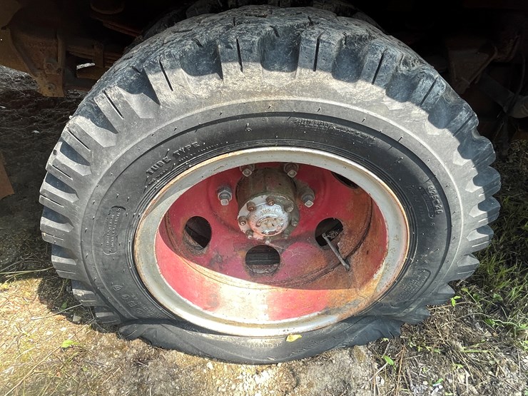 ford-600-image-50