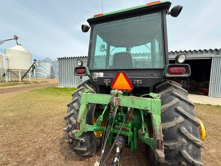 john-deere-4440-image-8