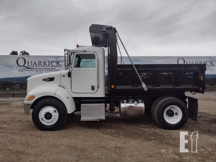 2009-peterbilt-335-image-1